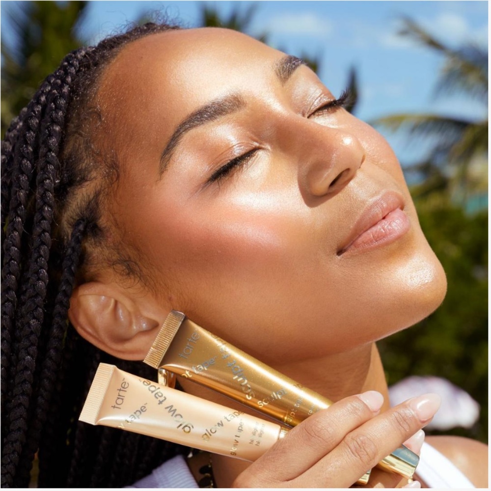 ✨NEW!HOST PICK✅ TARTE Glow Tape Highlighter, Pearl Glow Shade